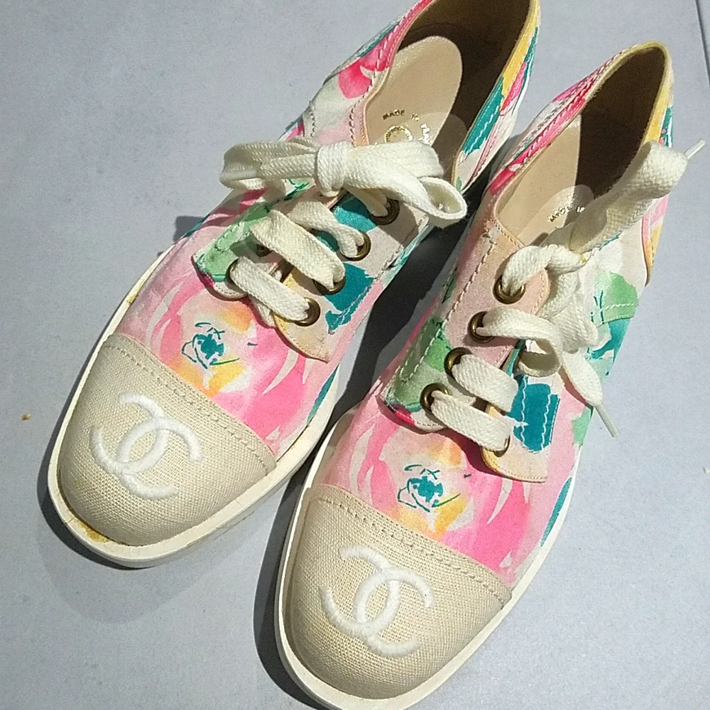 Vintage Chanel - Picture 10 of 10